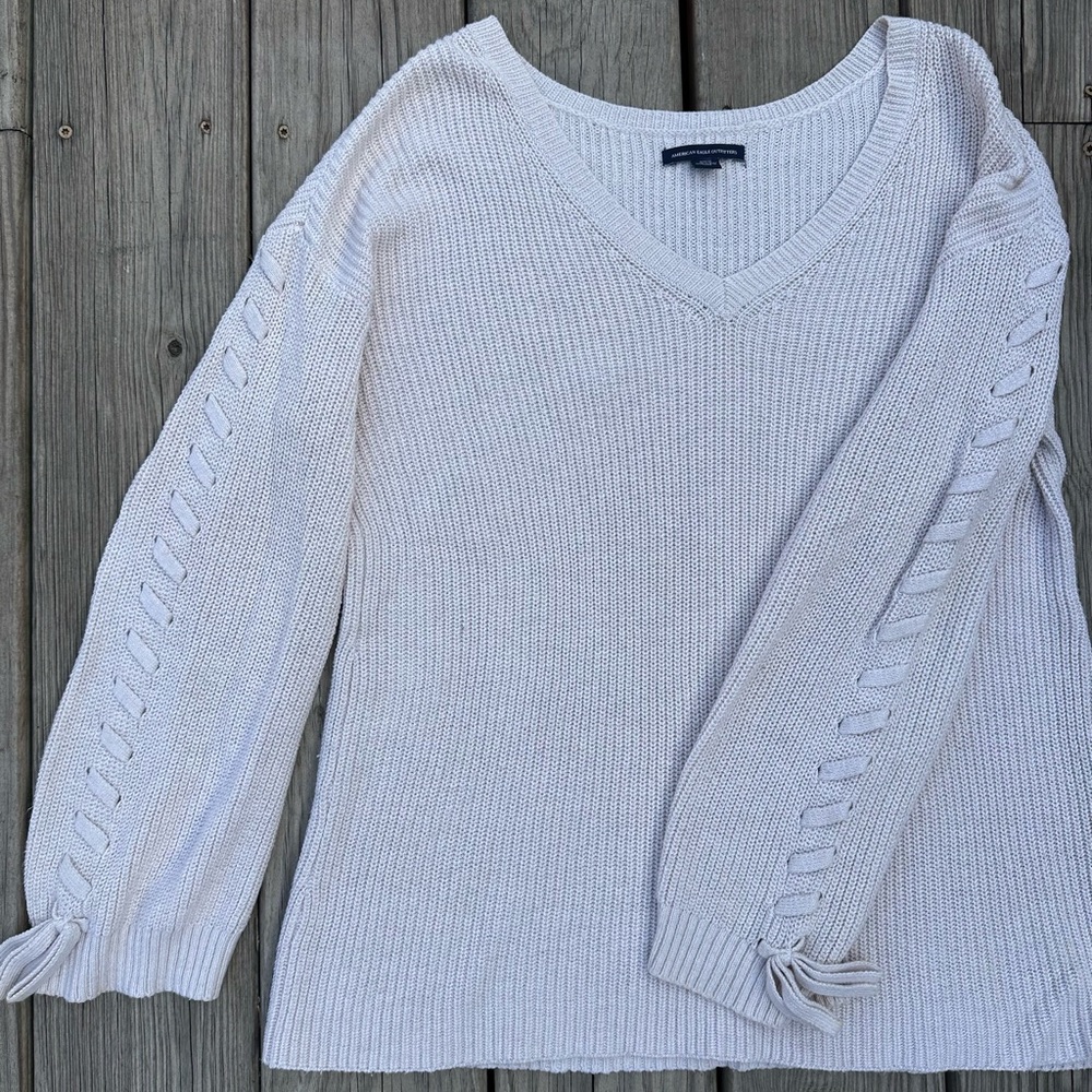 american eagle cream knit v-neck sweater